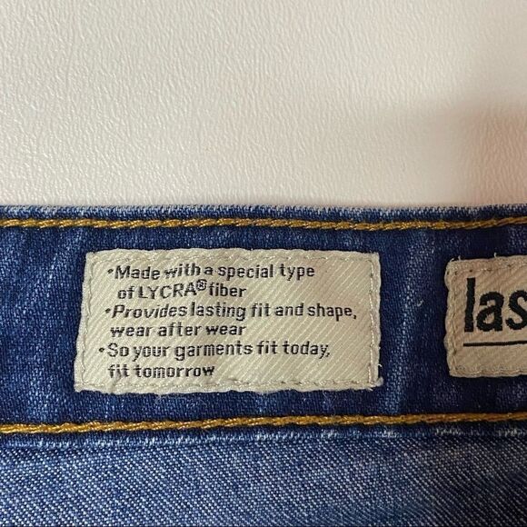 Peace of Cloth | Lastin Fit Straight High Rise Jeans - Picture 5 of 9